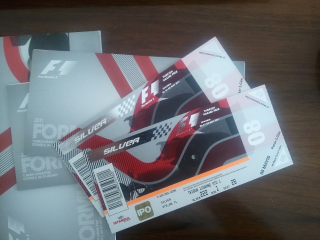  Satılık Formula 1 Tribün 8 Silver Bilet. Ön sıra.