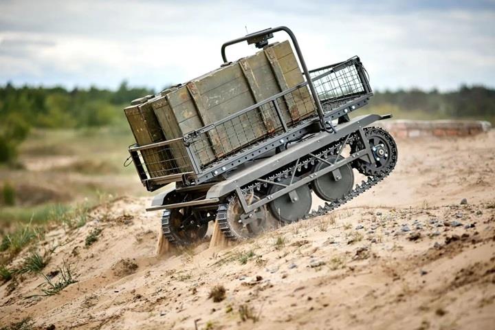 Ukrayna cephesi Terminator filmine döndü: Bir ayda 7 bin robot operasyonu