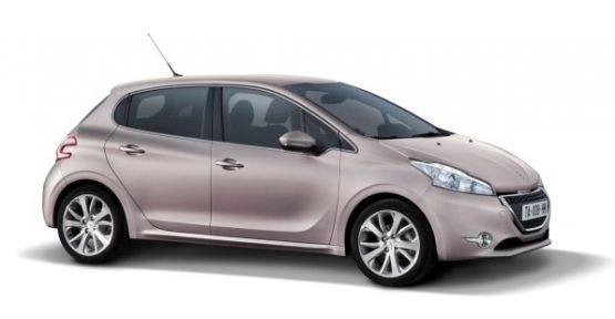  Peugeot 208 Sıradışı Renk