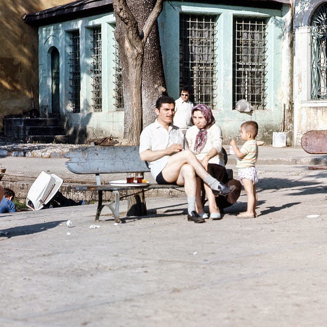  1971 İSTANBUL FOTOĞRAFLARI ( YÜKSEK ÇÖZÜNÜRLÜKLÜ / DÜN ÇEKİLMİŞ GİBİ )