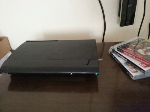  [SATILDI]Satılık 1 aylık Super Slim Playstation 3 500 GB + 30 Oyun [UCUZ]