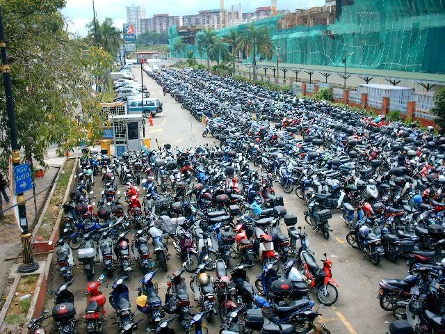  İstanbul trafiğinde MOTOSİKLET kabusu