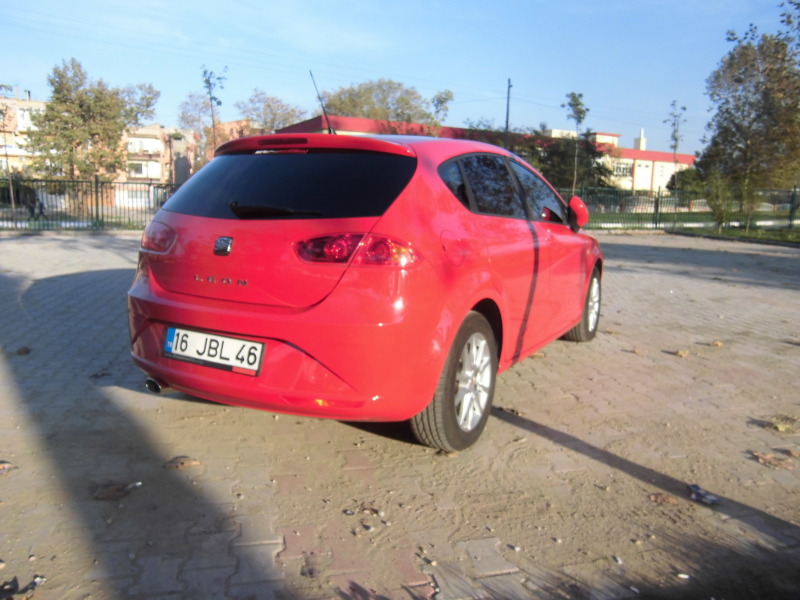  İlk Sahibinden 2010 SEAT LEON 1,6 STYLANCE 32.000 Km'de KIRMIZI