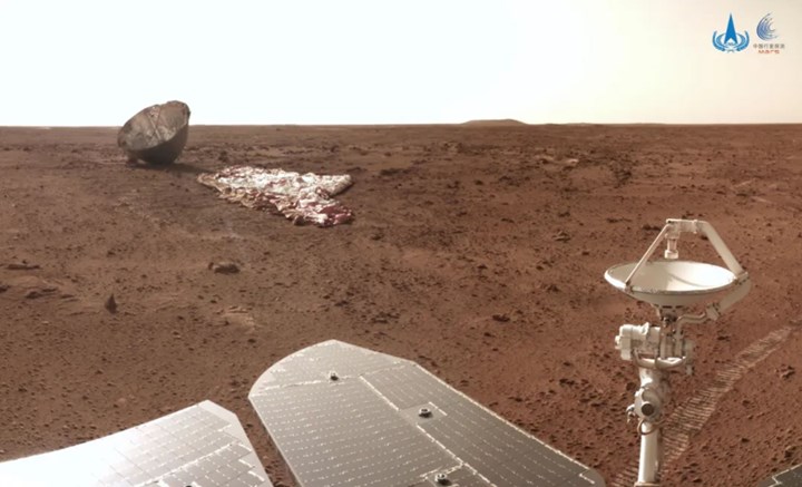 NASA, Çin’in Mars aracının aylardır aynı yerde durduğunu fotoğrafladı
