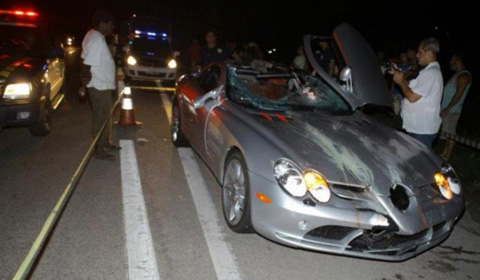  Mercedes SLR McLaren sürücüsü can aldı.
