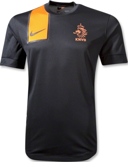  2012/2013 Sezonu Forma Konusu