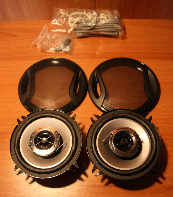  Pioneer 13cm Oto hoparlörü TS- G1341R (1349) Satılık/Takaslık