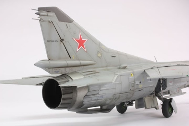 Rusya’nın 5. nesil ve tek motorlu bir savaş uçağı geliştirdiği iddia edildi