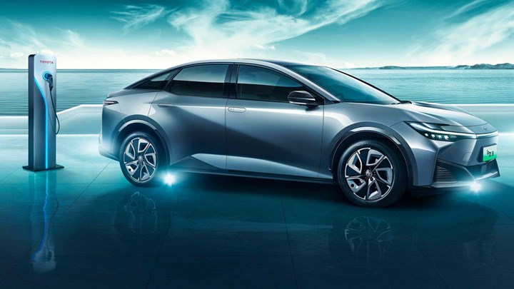 Toyota bZ3 elektrikli sedan Çin'de tanıtıldı: İşte tasarımı ve özellikleri