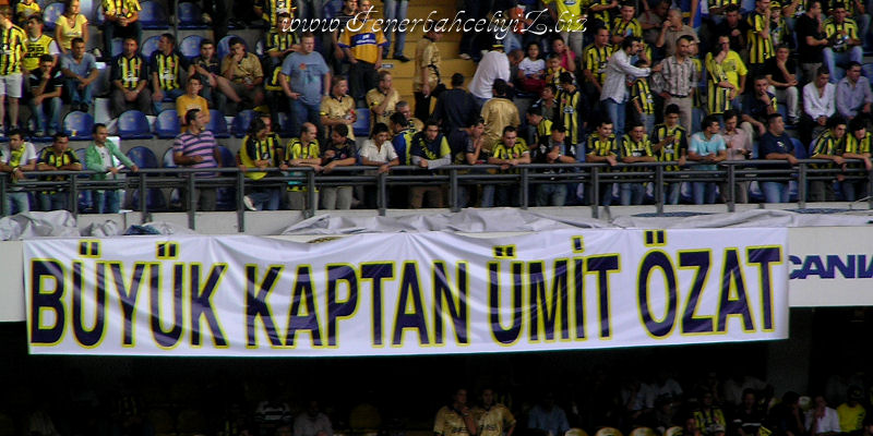  ÜMİT ÖZATIN TERBİYESİZLİĞİ  ''GİT ARTIK ÜMİT ÖZAT GİT''