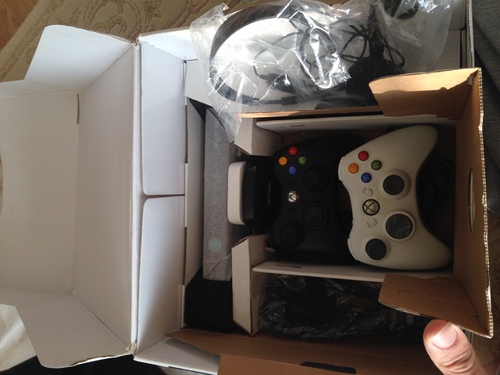  [Satıldı]Kutulu Jtag'li+FW li Xbox Kinect Edition 250 gb+2. Kol+Orjinal Mİkrofon