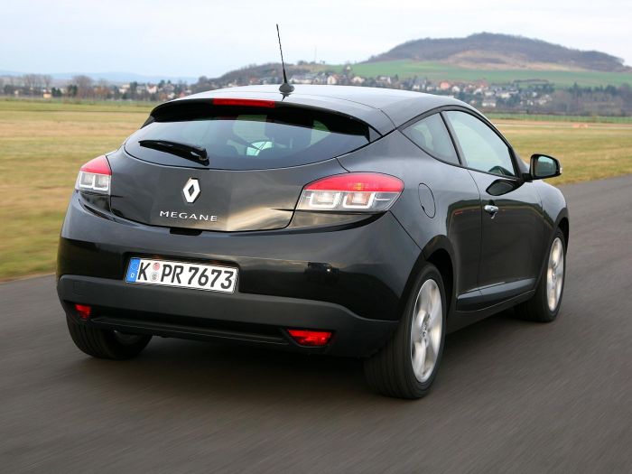 Меган номер. Рено Меган 3 купе черный. Рено Меган купе 2011 черная. Renault Megane 3 Coupe чёрный. Рено Меган купе 2010 черный.