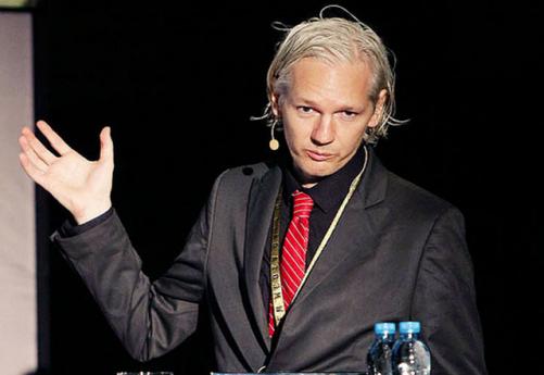  Julian Assange G.Saraylı çıktı!