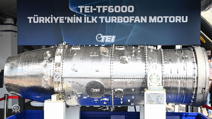 Türkiye’nin turbofan motoru TUSAŞ TEI-TF6000 vitrine çıktı