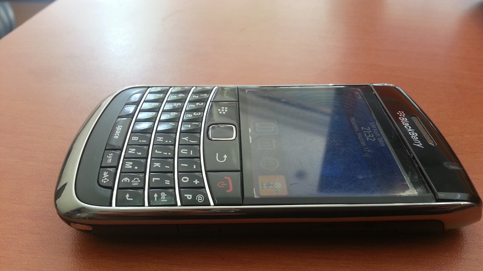  Satılık blackberry bold 9700.İndirim.Kendi fotoları eklendi.