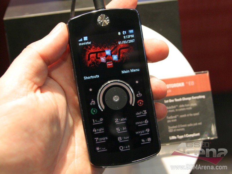  ||| MOTO ROKR E8 - FIRST CLASS MULTIMEDIA (LINUX - 500MHz - CT) |||