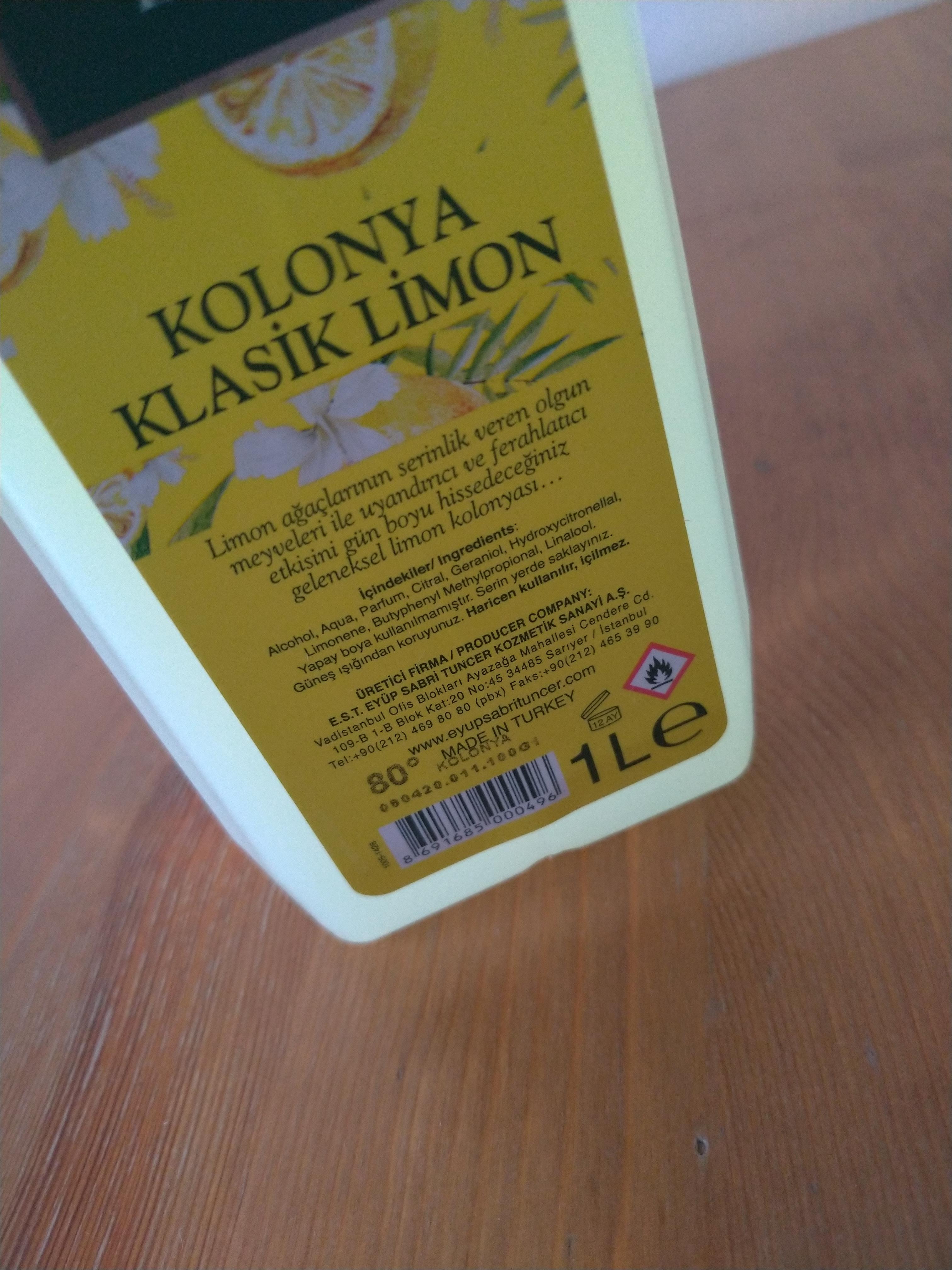 Eyup Sabri Tuncer 1lt Kolonya 24tl