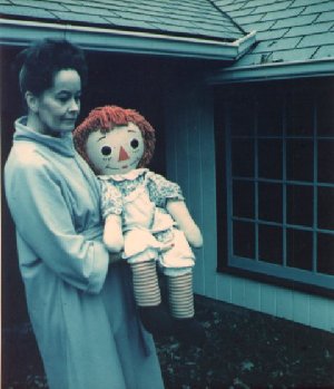  Annabelle The Doll [Şeytani Bebek]