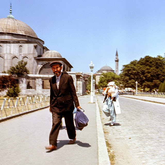  1971 İSTANBUL FOTOĞRAFLARI ( YÜKSEK ÇÖZÜNÜRLÜKLÜ / DÜN ÇEKİLMİŞ GİBİ )