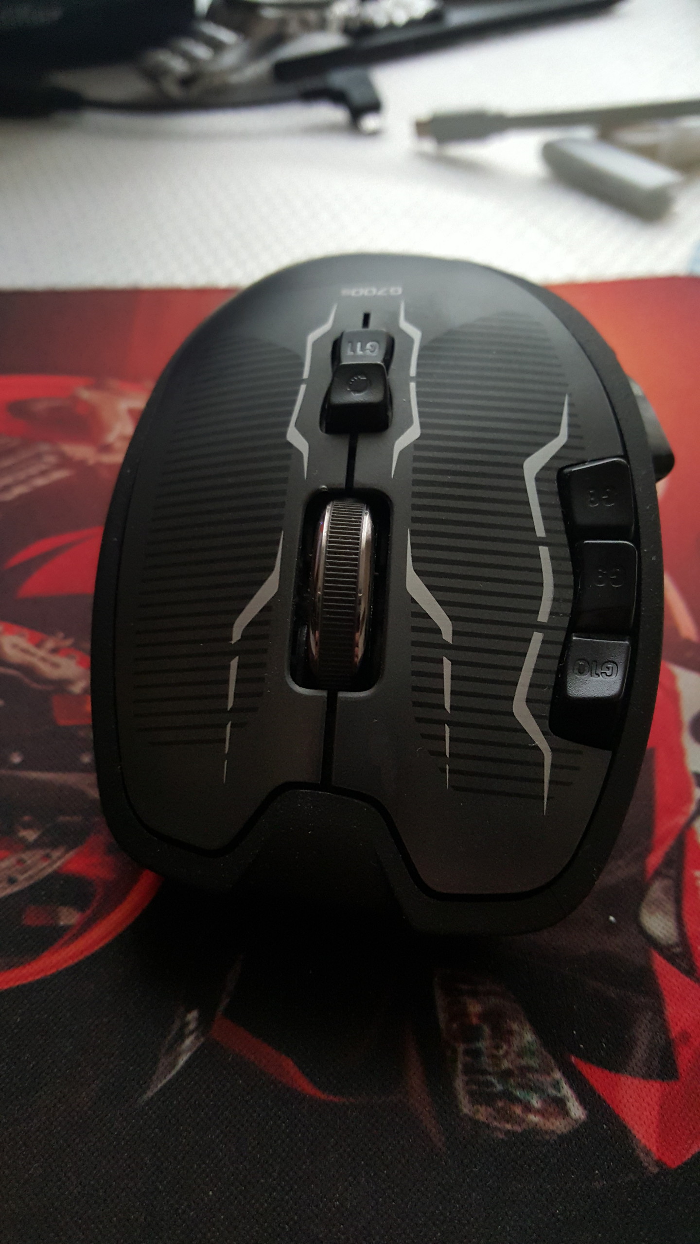  Logitech G700s Gaming mouse