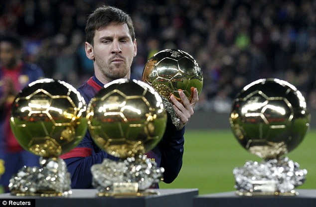  4 altın toplu Messi