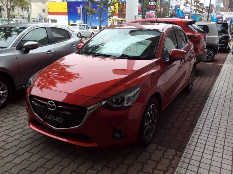  YENİ MAZDA 2 GÖRÜNTÜLENDİ