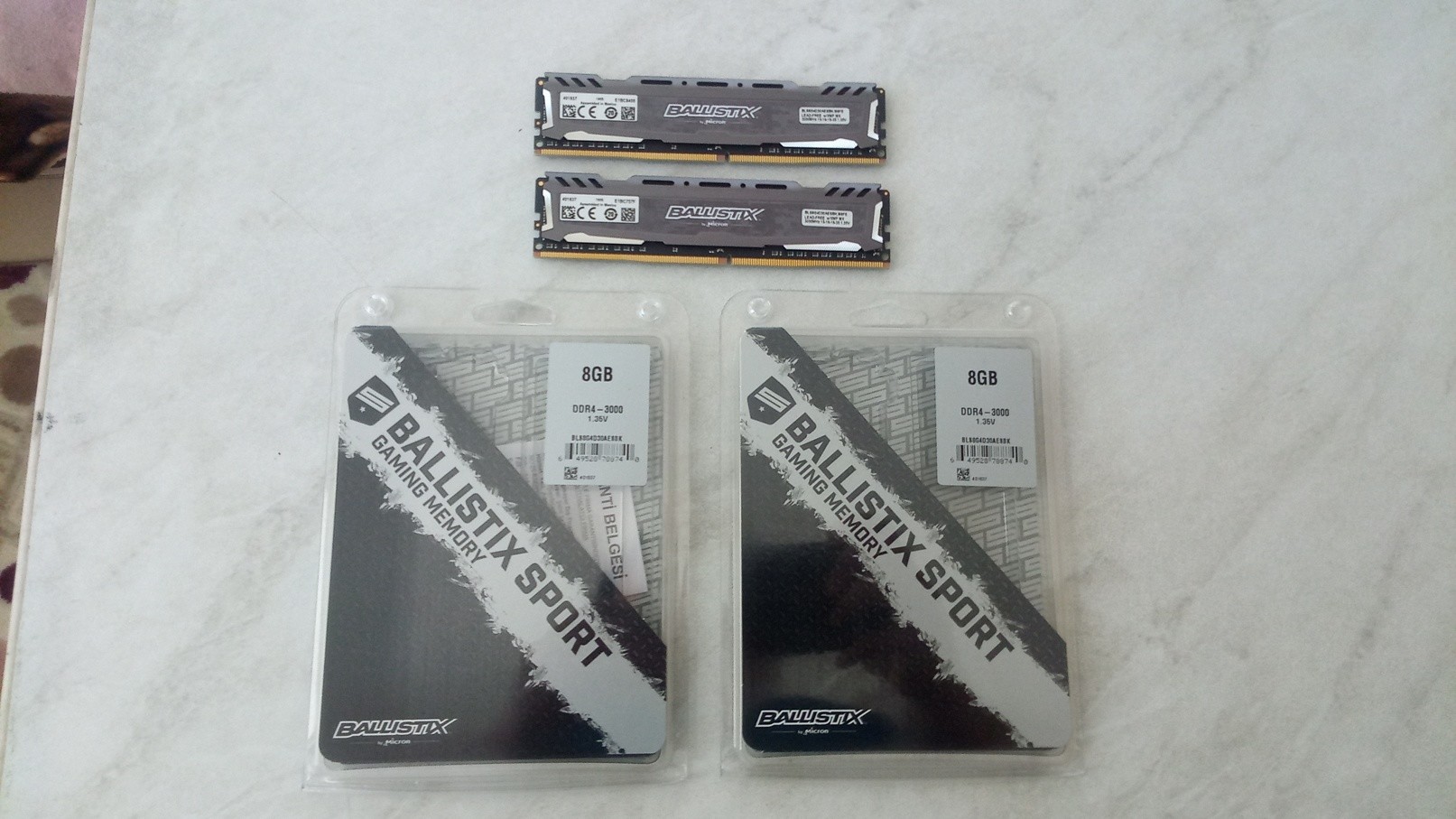 16 GB CRUCİAL DDR4 3000 CL15 - 20 GÜNLÜK