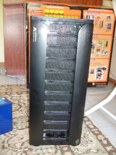  Thermaltake VA8003BWS Armor Siyah! Sizce ?