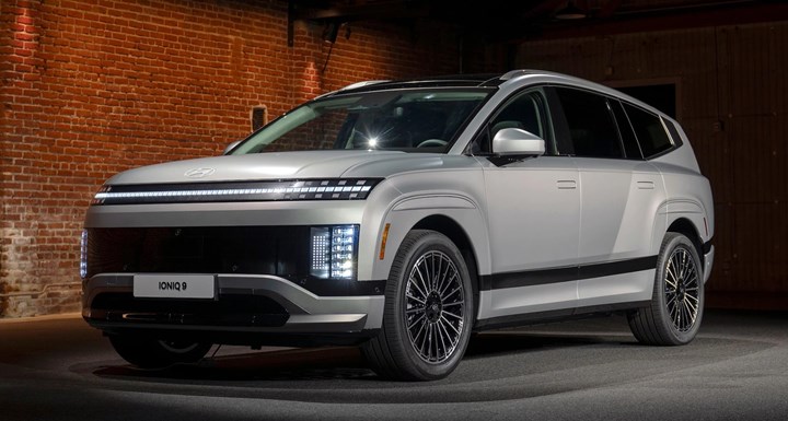 Hyundai, elektrikli araç tasarımında LED şeritlerden vazgeçiyor