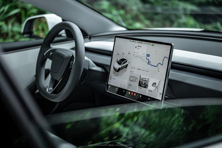 Tesla'da güncelleme krizi: FSD v14 Lite sonrası araçlarda arızalar arttı