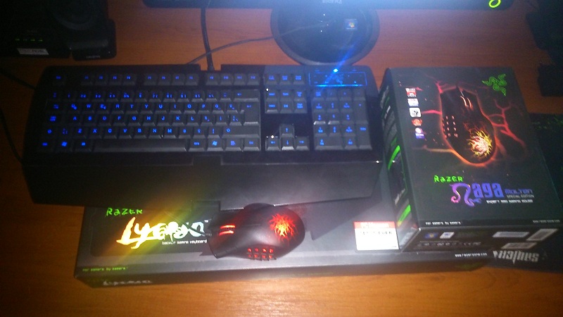  Razer Naga Molten + Lycosa 250TL