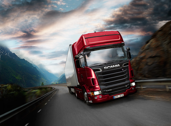  Volvo FH16 vs Scania R730 V8
