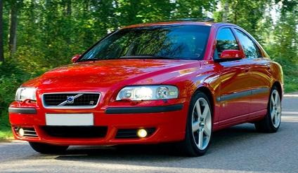  Araç Karşılaştırma zor seçim Honda Accord 2.4 - Volvo S60 2.4