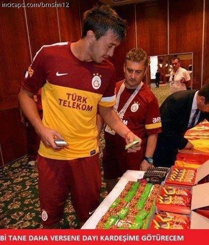  Muslera caps