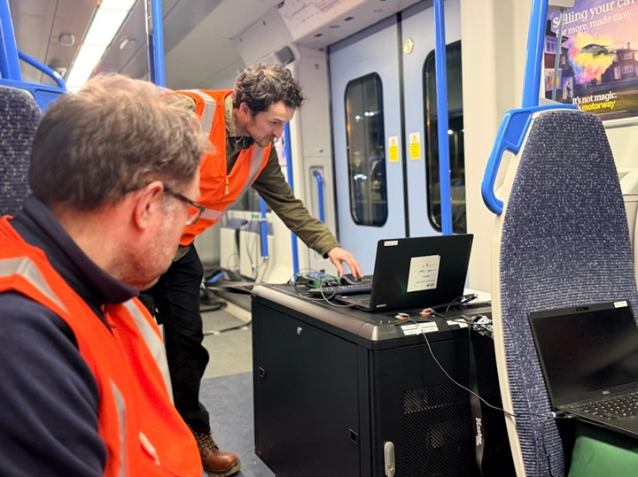 Dünyada ilk: Bir trende kuantum navigasyon sistemi test edildi