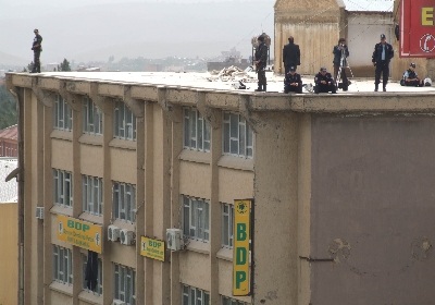  Türkiye Genelinde 183 Adet Keskin Nişancının Yerleştirildikleri Çatılarda Unutuldukları Ortaya Çıktı