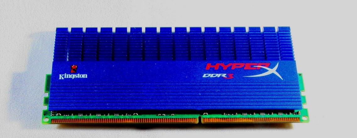  SATILIK UYGUN FİYATA DDR3 RAM 4 GB 1600 Mhz 25 tl Şok Fiyat