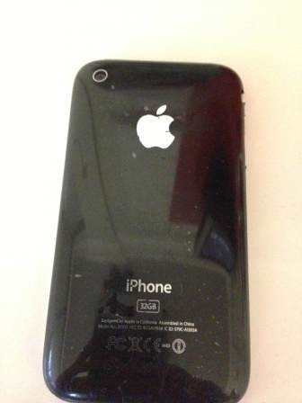  Satılık IPHONE 3GS 32GB Siyah 385 TL