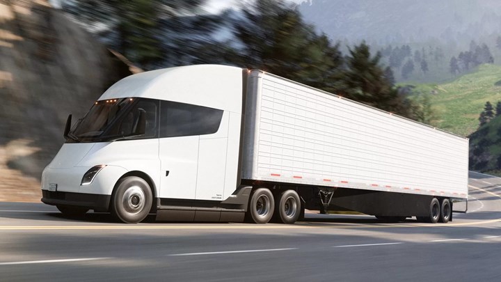 Tesla Semi hakkındaki gerçekleri bir de tır şoföründen dinleyin: Aptal bir araç!