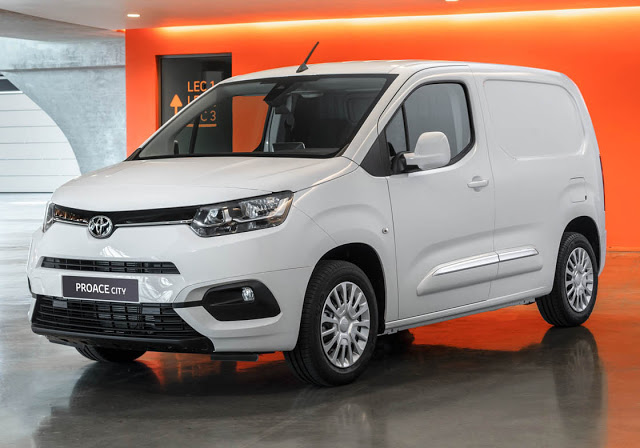 Toyota Proace City Ticari Araçlar Fuarında tanıtılacak