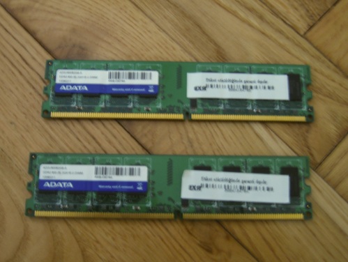  satılmıştır...iki tane A-data 2 GB 800Mhz. DDR2 RAM