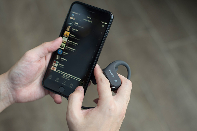 Sony NW-WS623 Bluetooth Özellikli 4 GB Su Altı Walkman SİYAH