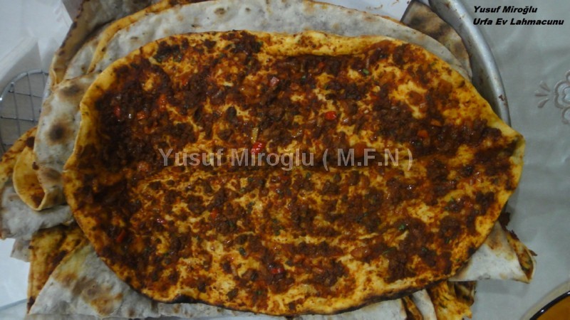 Çiğ Köfte Lahmacun Kebap İçli Köfte Künefe + 30 Urfa Yemeği ( Tarif-Foto-Video )