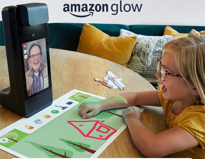 Amazon Echo Glow çocuklarınızın en iyi yardımcısı oluyor