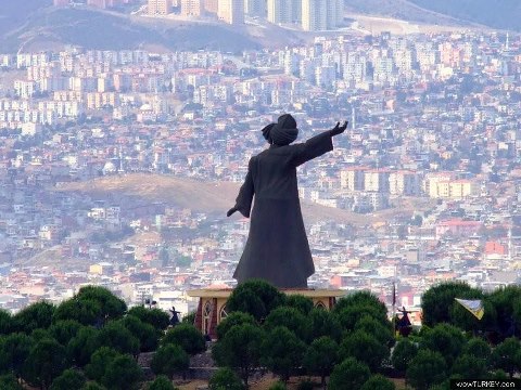 Dünyanın En Büyük Heykelleri
