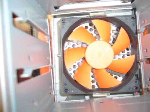  Thermaltake VA8003BWS Armor Siyah! Sizce ?