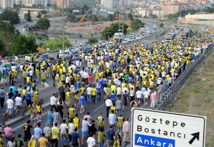  Aziz Yıldırım: 'Türkiye sallanacak'