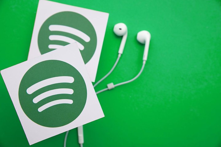 Spotify iki podcast firması daha satın aldı