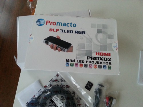  Philips PicoPix 2480 ve Promacto X02 Cep Projektörü karşılaştırması (Bol resim içermektedir !..)