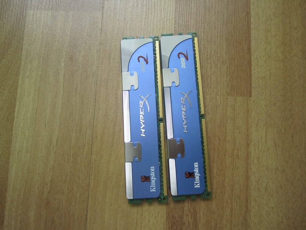  Kingston Hyper-X DDR2 1066 Mhz 2X2 GB